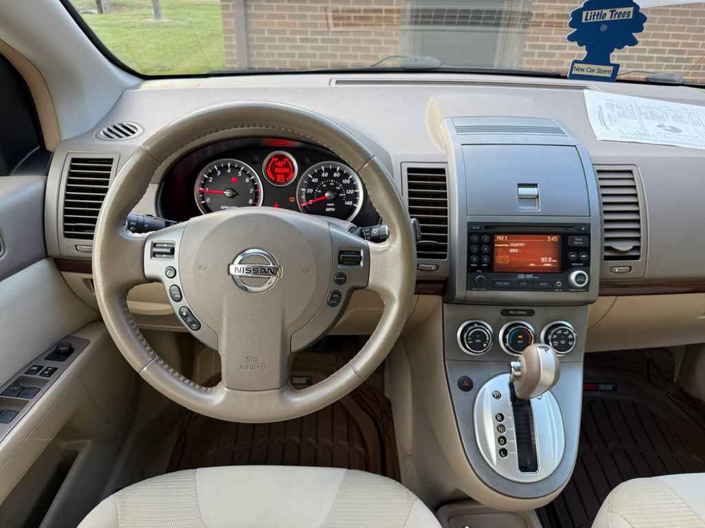 Used 2010 Nissan Sentra 2.0 SL FWD image 12
