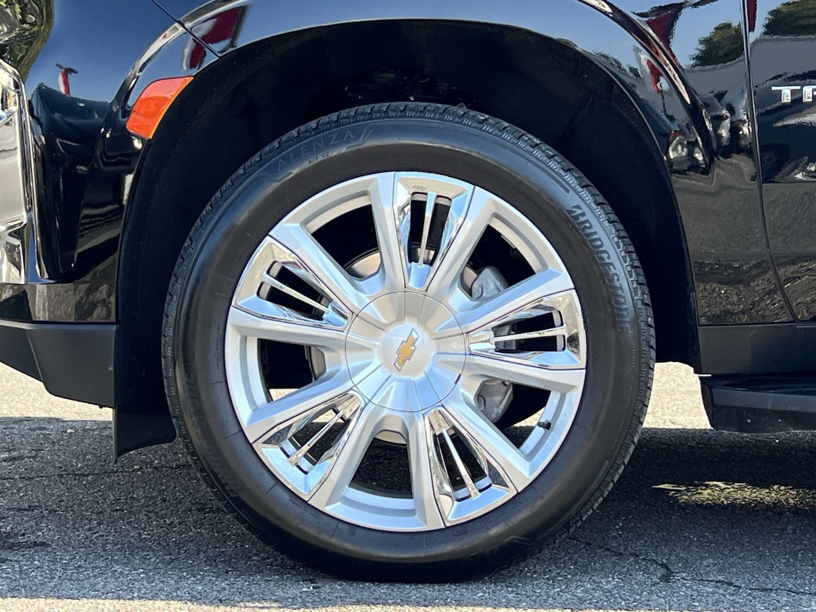 Used 2024 Chevrolet Tahoe High Country w/ Max Trailering Package AWD/4WD image 11