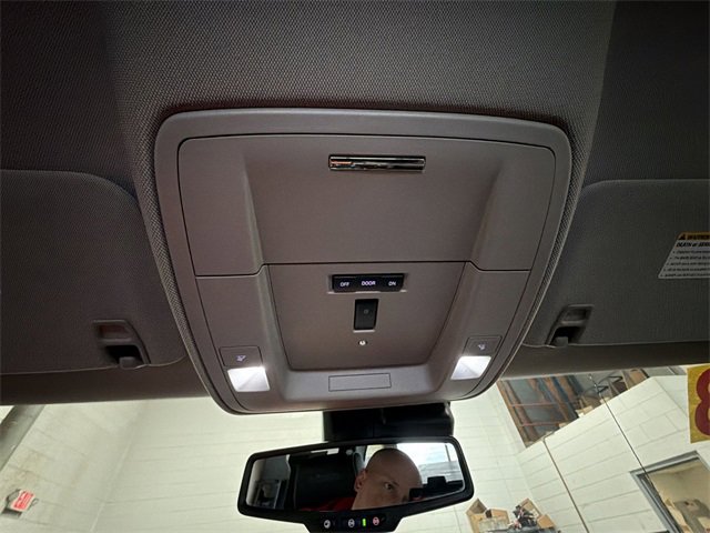 Used 2018 Chevrolet Silverado 2500 High Country w/ Duramax Plus Package image 22