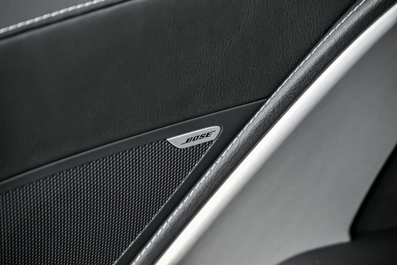 Used 2019 Chevrolet Corvette Stingray Coupe w/ 1LT image 19