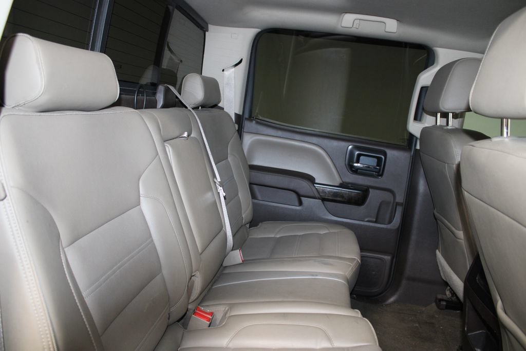Used 2016 GMC Sierra 1500 Denali w/ Enhanced Driver Alert Package AWD/4WD image 21