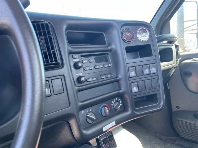 Used 2003 Chevrolet Kodiak C4500 2WD Regular Cab image 7