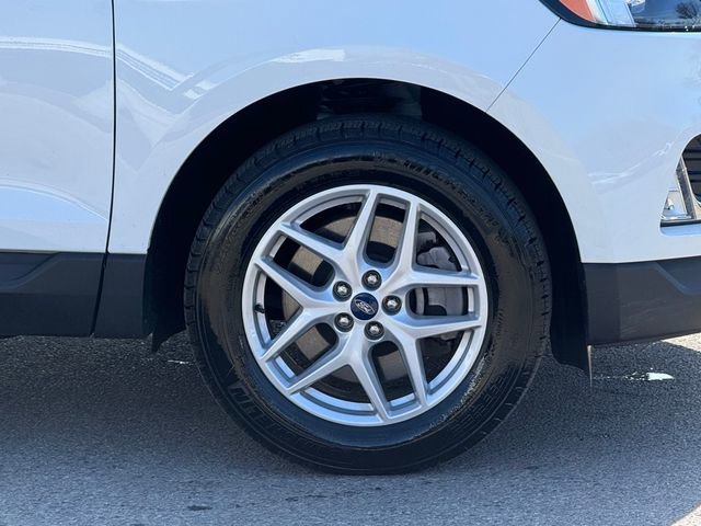 Used 2022 Ford Edge SEL w/ Convenience Package AWD/4WD image 6