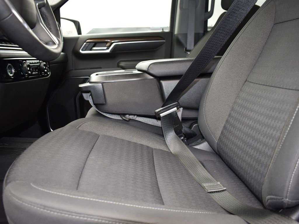 Used 2022 Chevrolet Silverado 1500 RST w/ Protection Package image 13