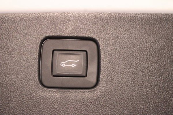 Used 2025 Buick Envista Sport Touring image 16