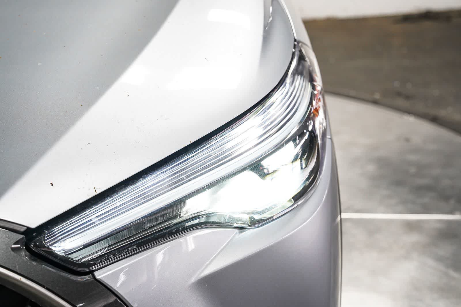 Certified 2025 Toyota Corolla Cross XLE FWD image 7