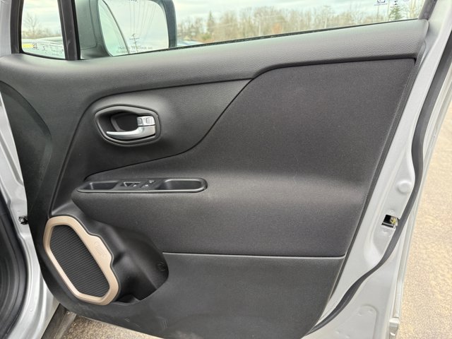 Used 2017 Jeep Renegade Sport w/ Power & Air Group image 33