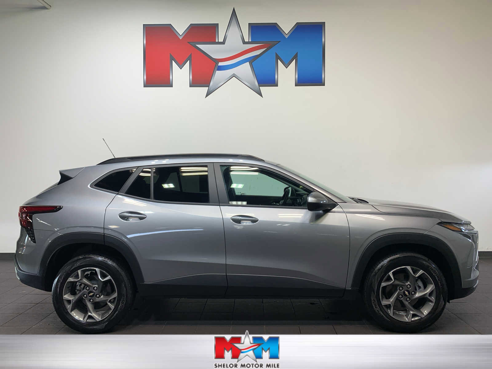 Used 2024 Chevrolet Trax LT w/ Driver Confidence Package