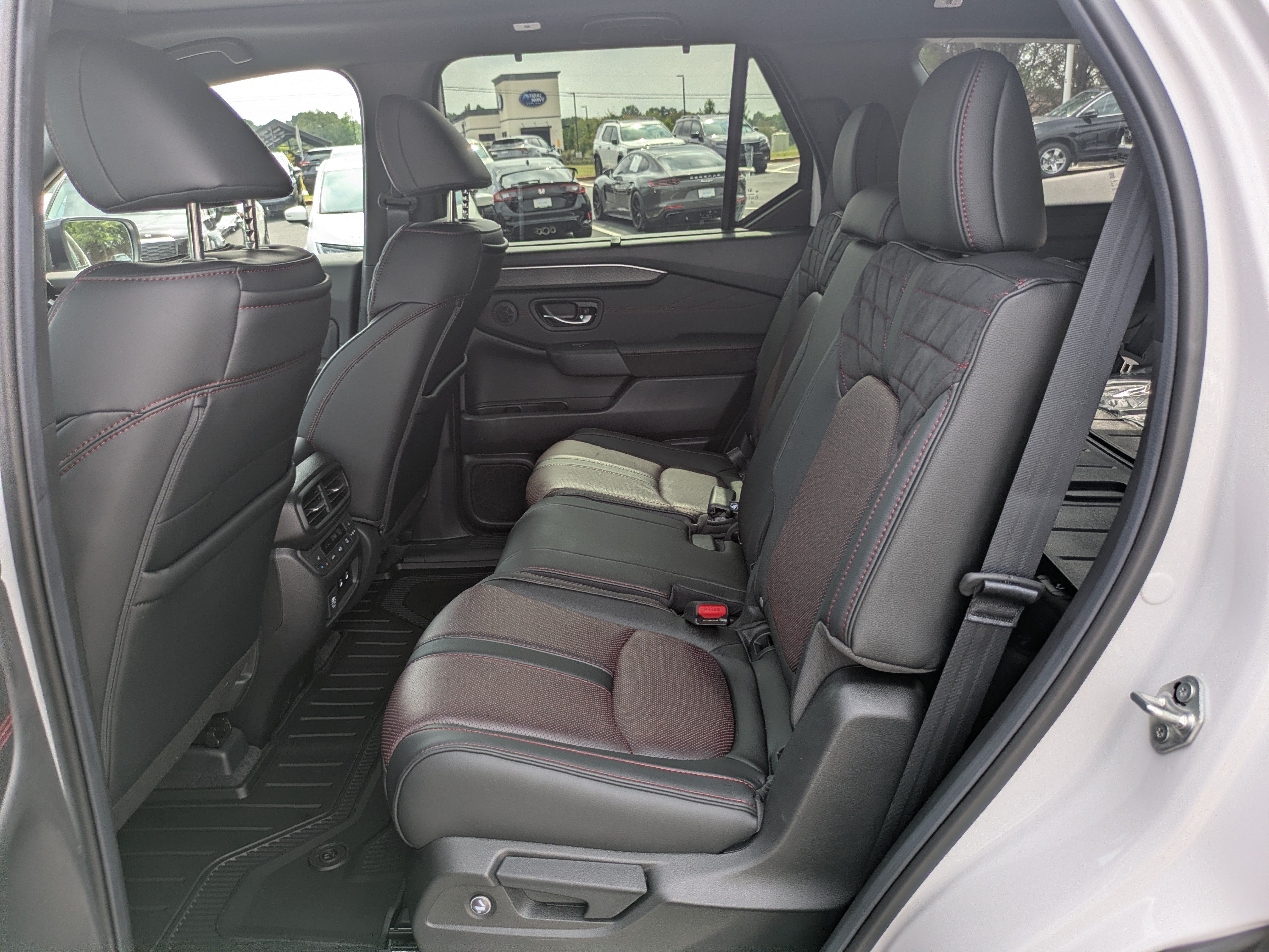 New 2026 Honda Pilot Black Edition image 21