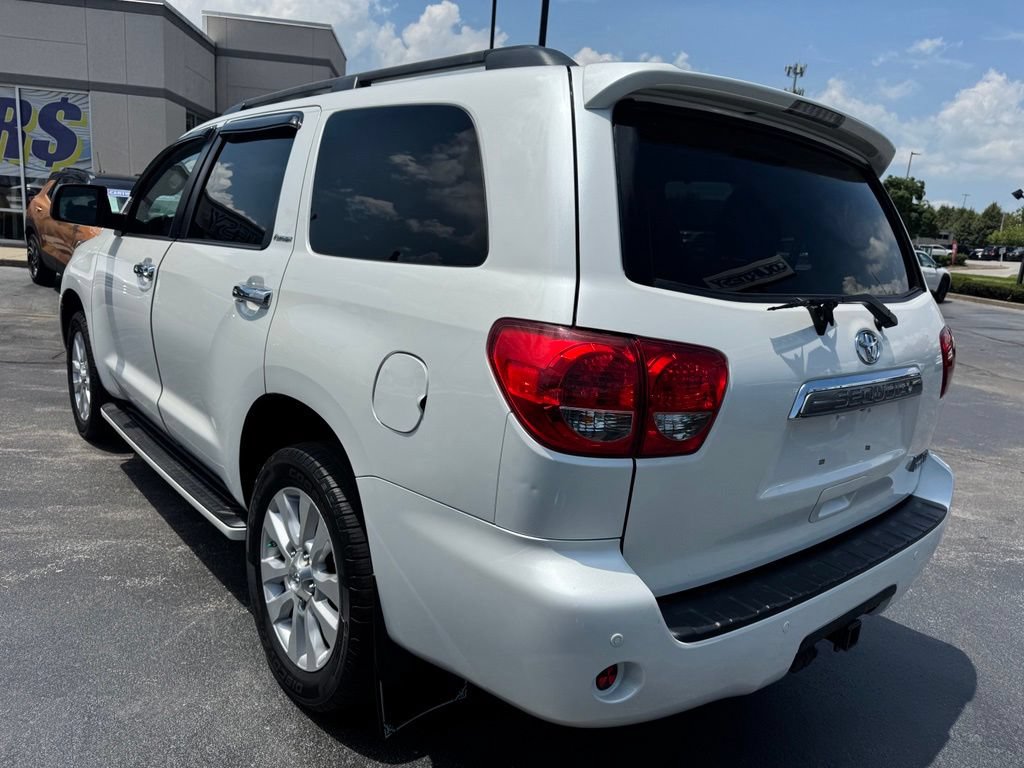 Used 2016 Toyota Sequoia Platinum AWD/4WD image 3