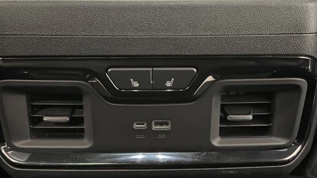 Used 2022 GMC Sierra 1500 AT4 w/ AT4 Premium Package image 46