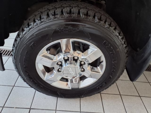 Used 2017 GMC Sierra 3500 SLT AWD/4WD image 5