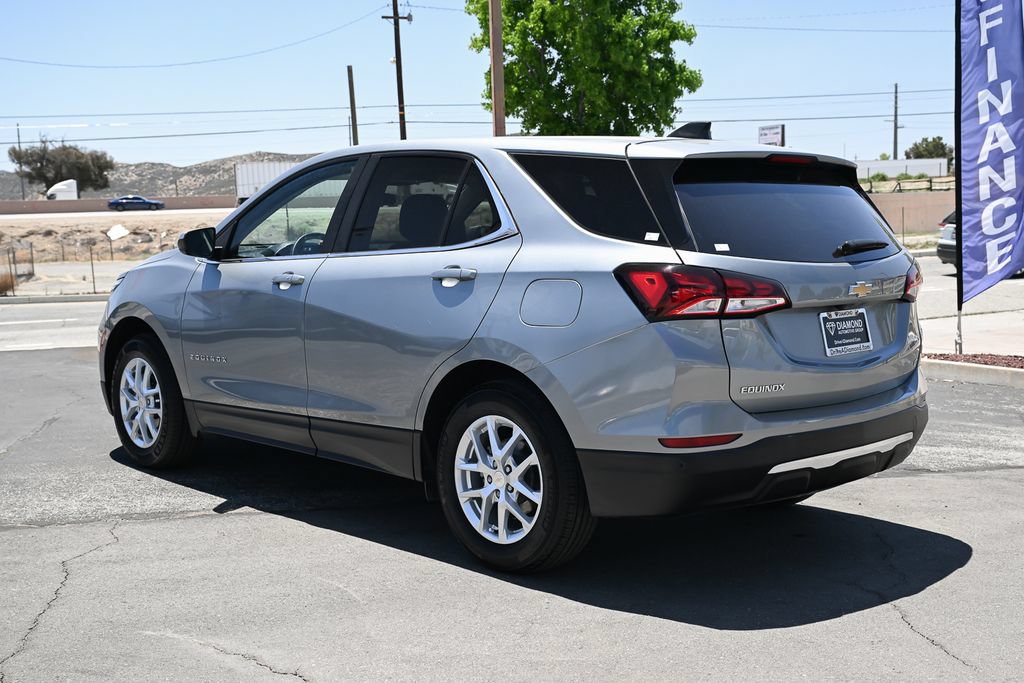 Used 2024 Chevrolet Equinox LT FWD image 7