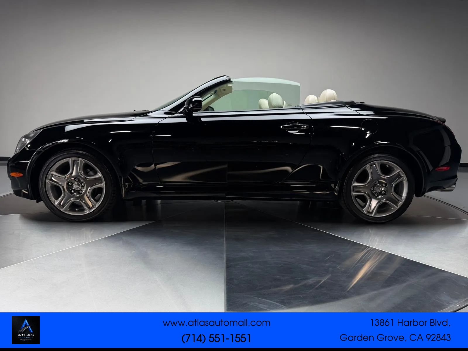 Used 2006 Lexus SC 430 Convertible w/ Preferred Accessory Pkg RWD image 4