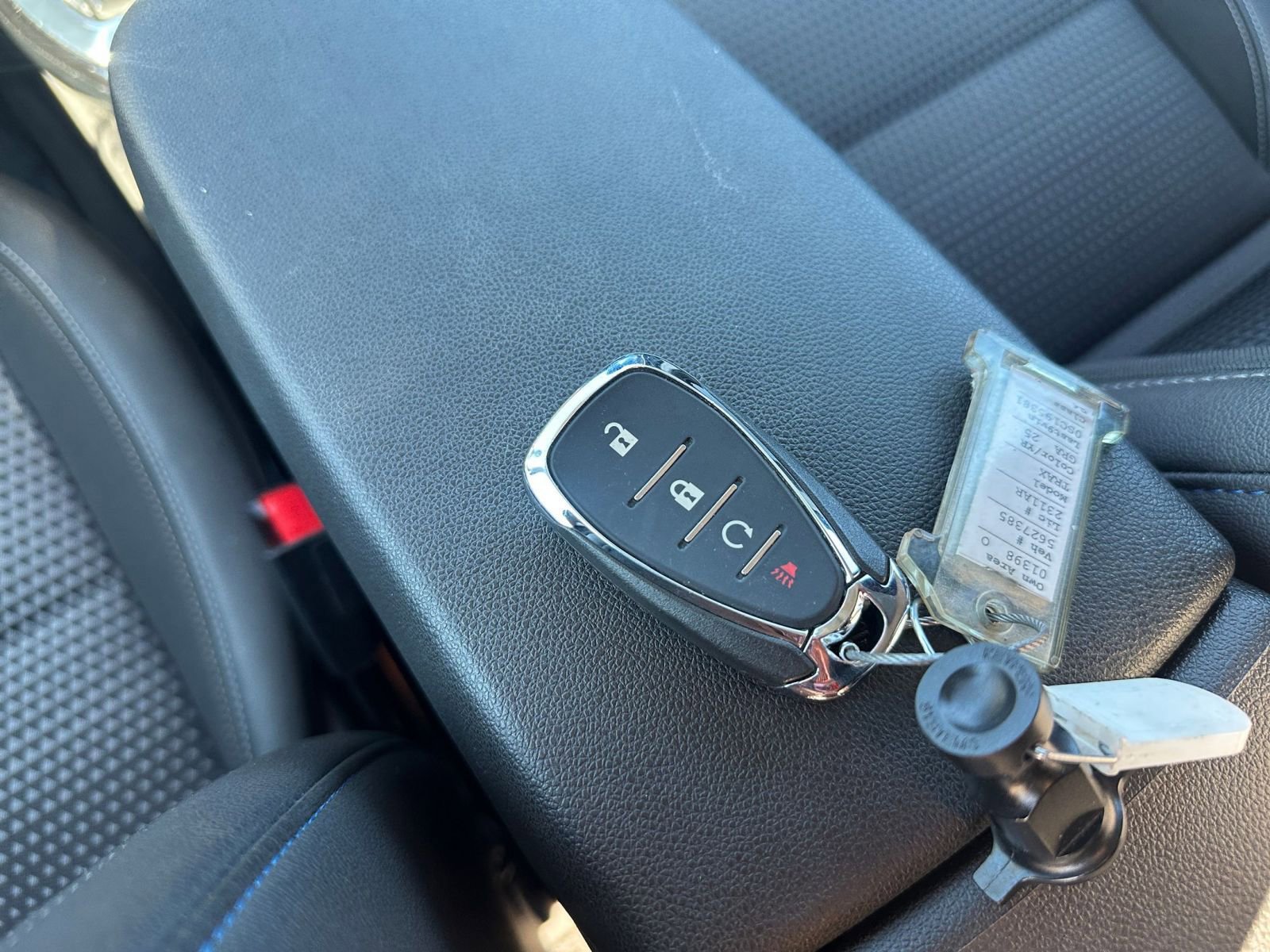 Used 2025 Chevrolet Trax LT image 22