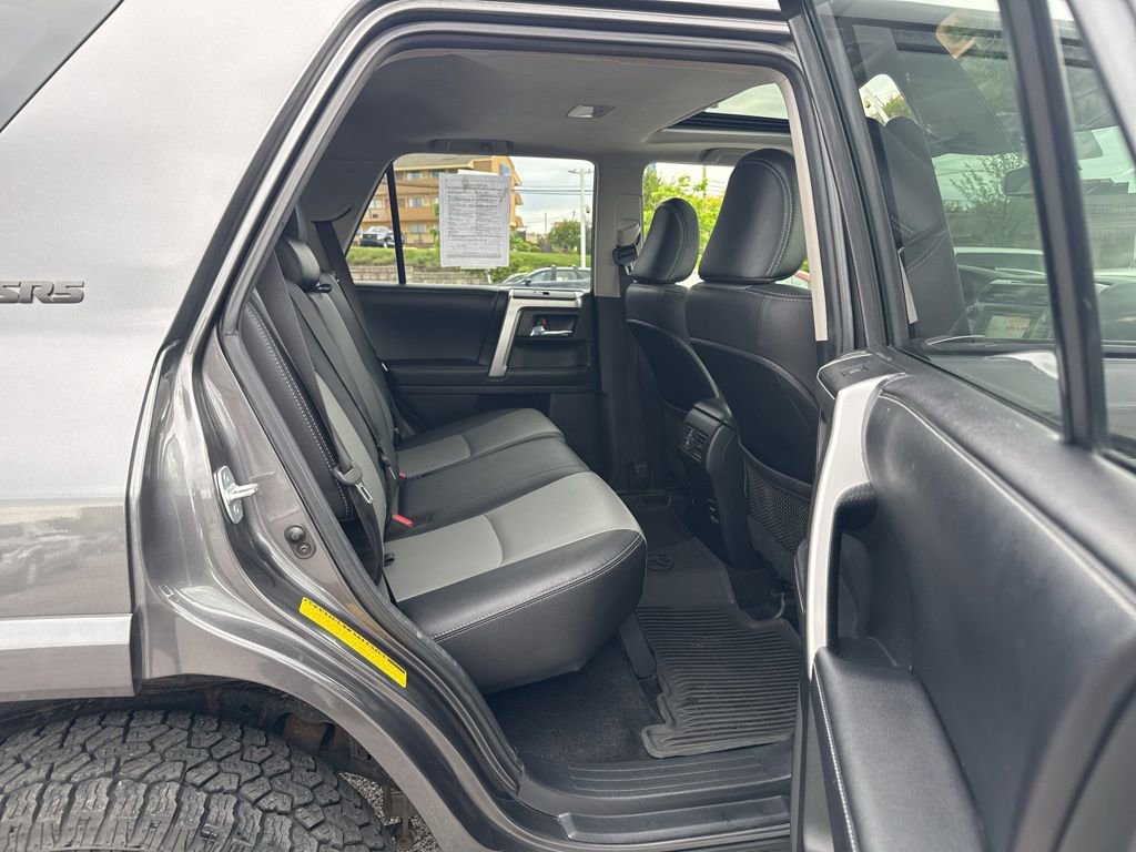 Certified 2018 Toyota 4Runner SR5 Premium AWD/4WD image 6
