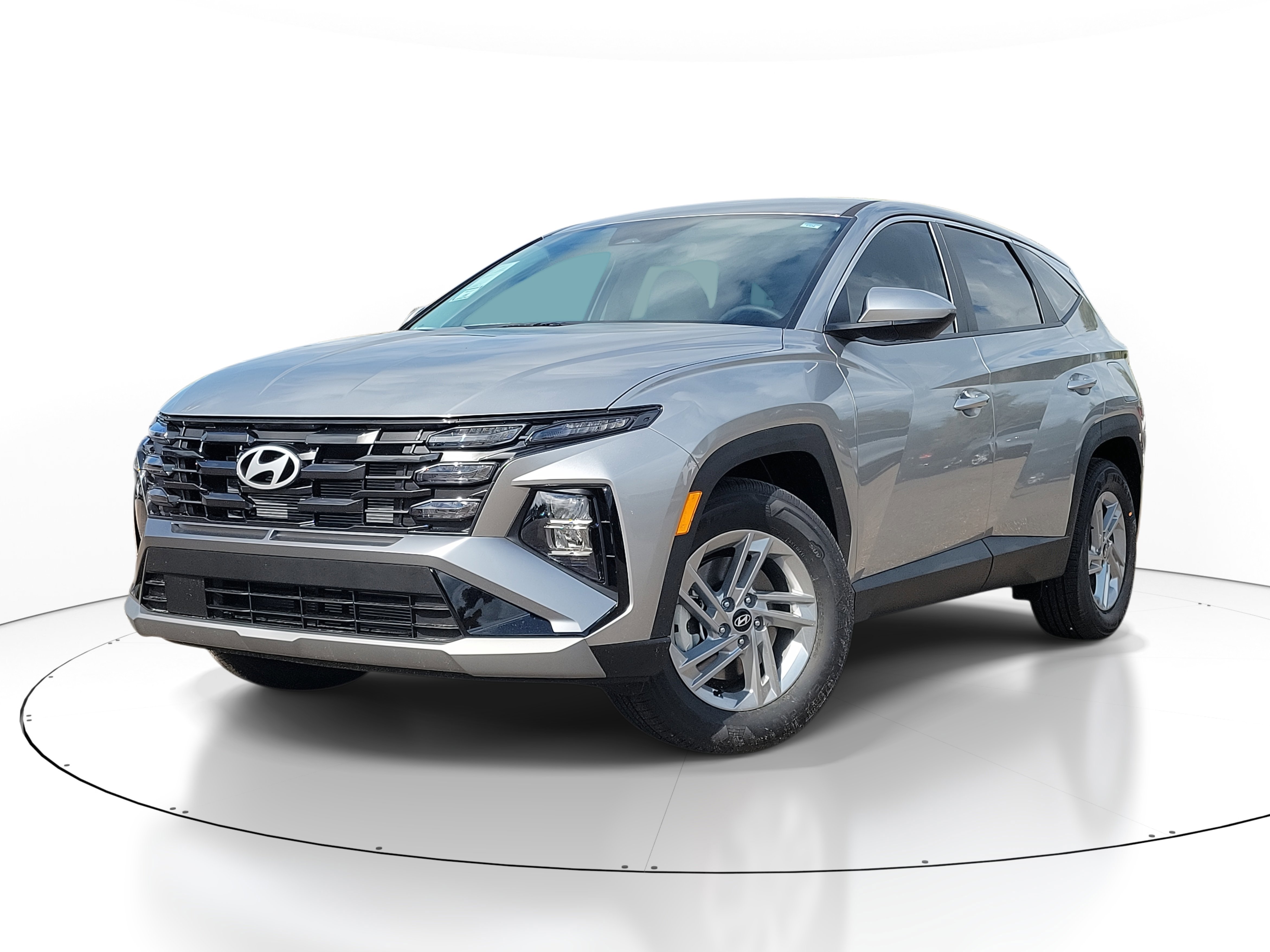 New 2026 Hyundai Tucson SE image 1