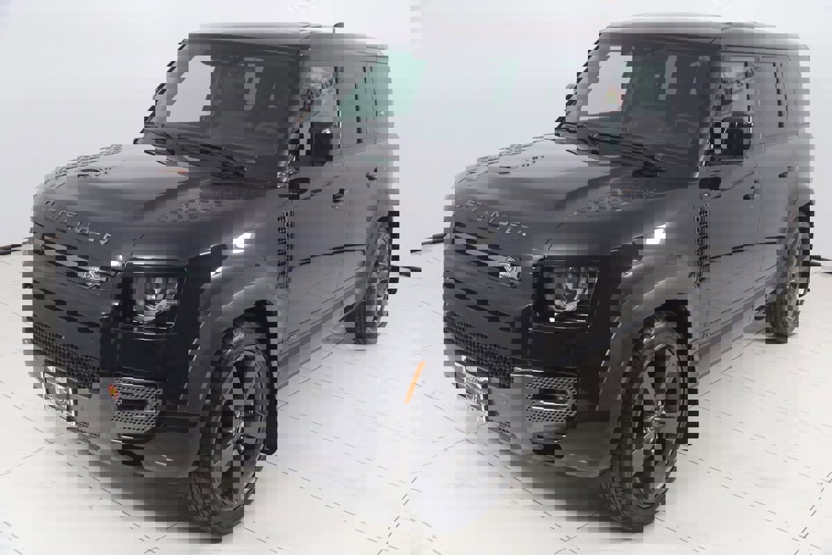 Used 2023 Land Rover Defender 110 V8 image 21