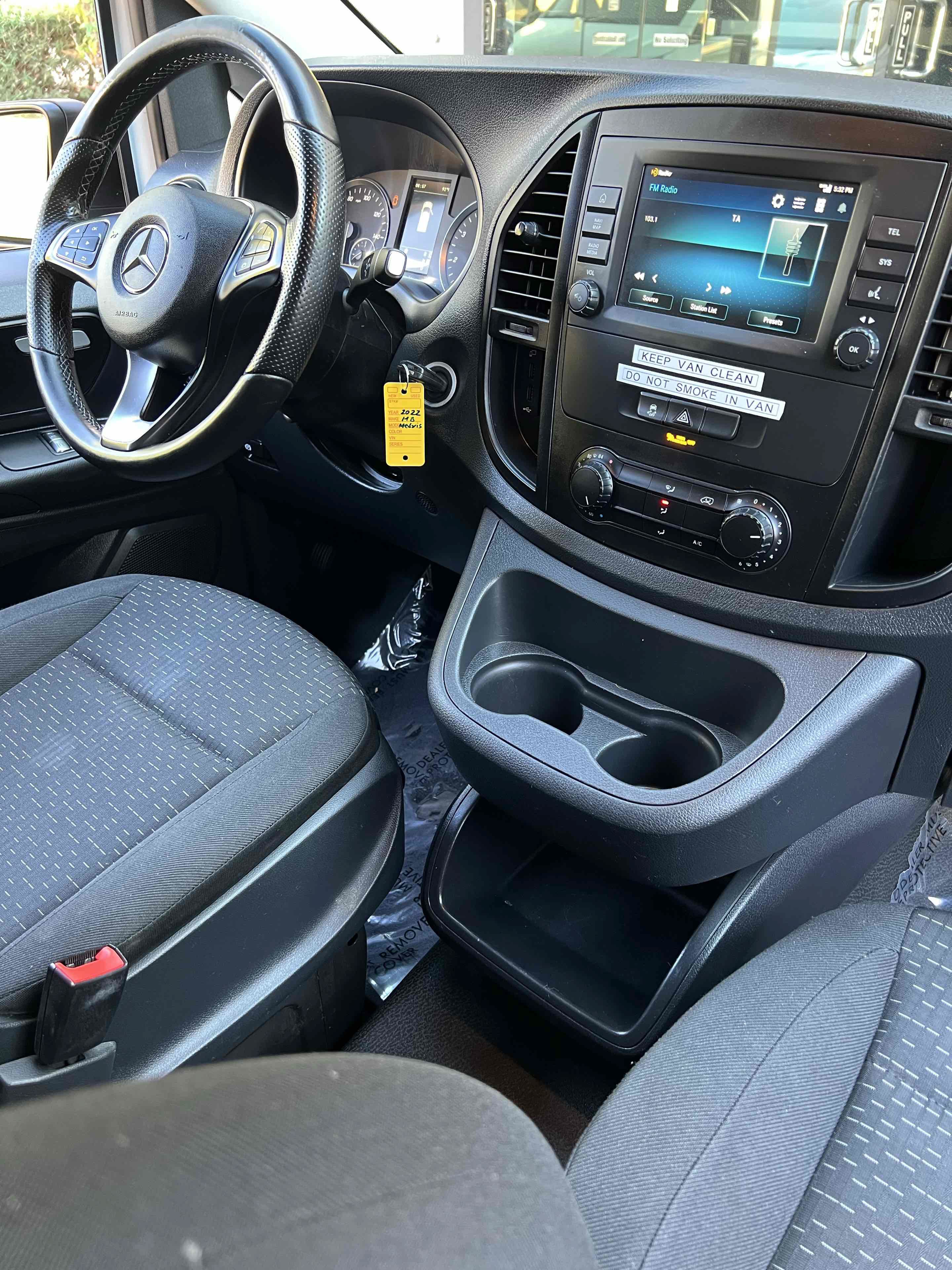 Used 2022 Mercedes-Benz Metris image 27