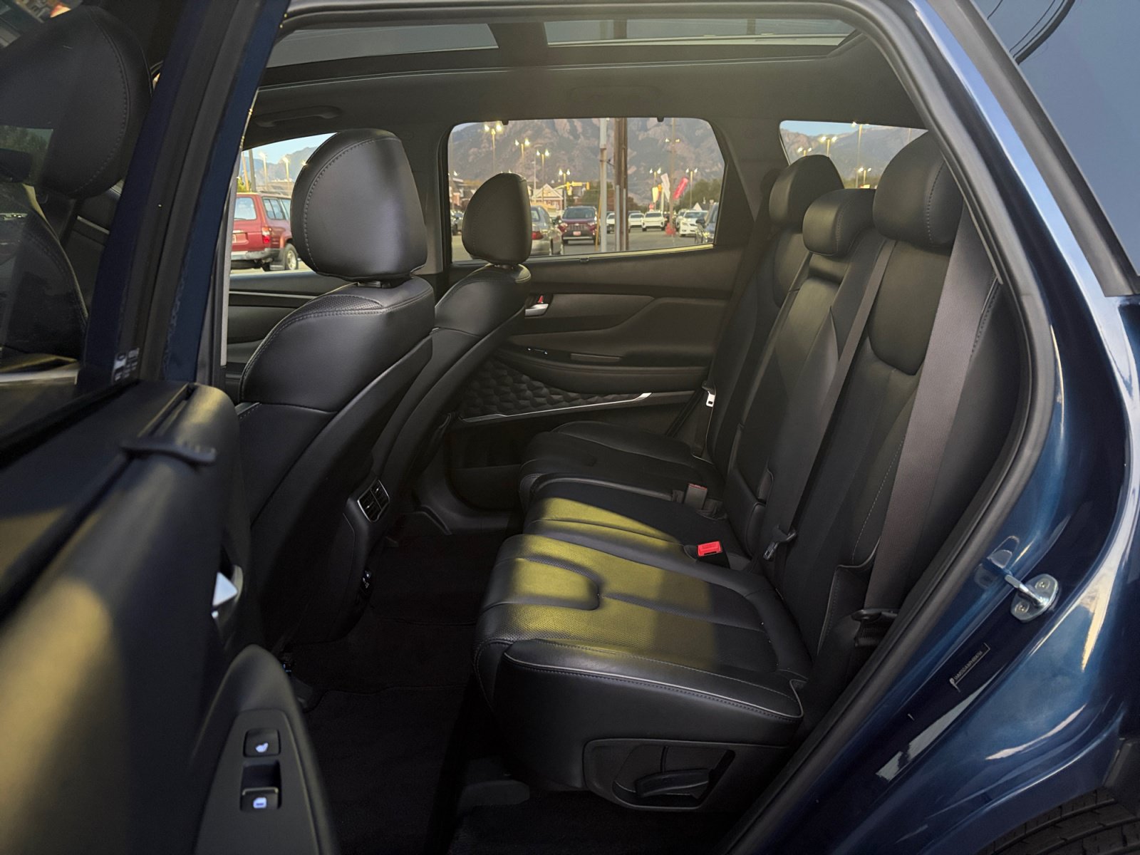 Used 2023 Hyundai Santa Fe Limited AWD/4WD image 25