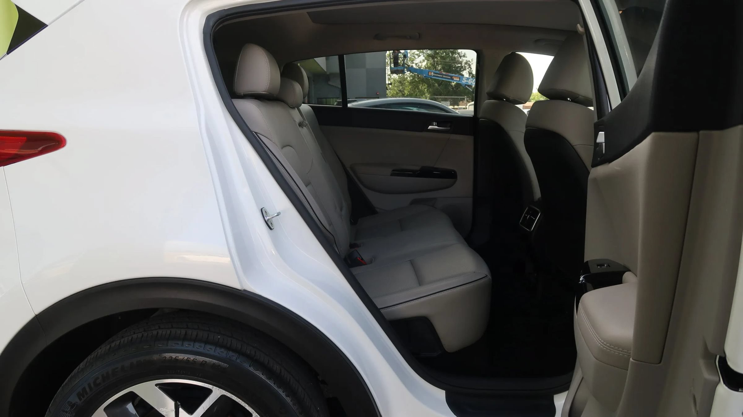 Used 2020 Kia Sportage EX w/ Option Group 15 FWD image 22