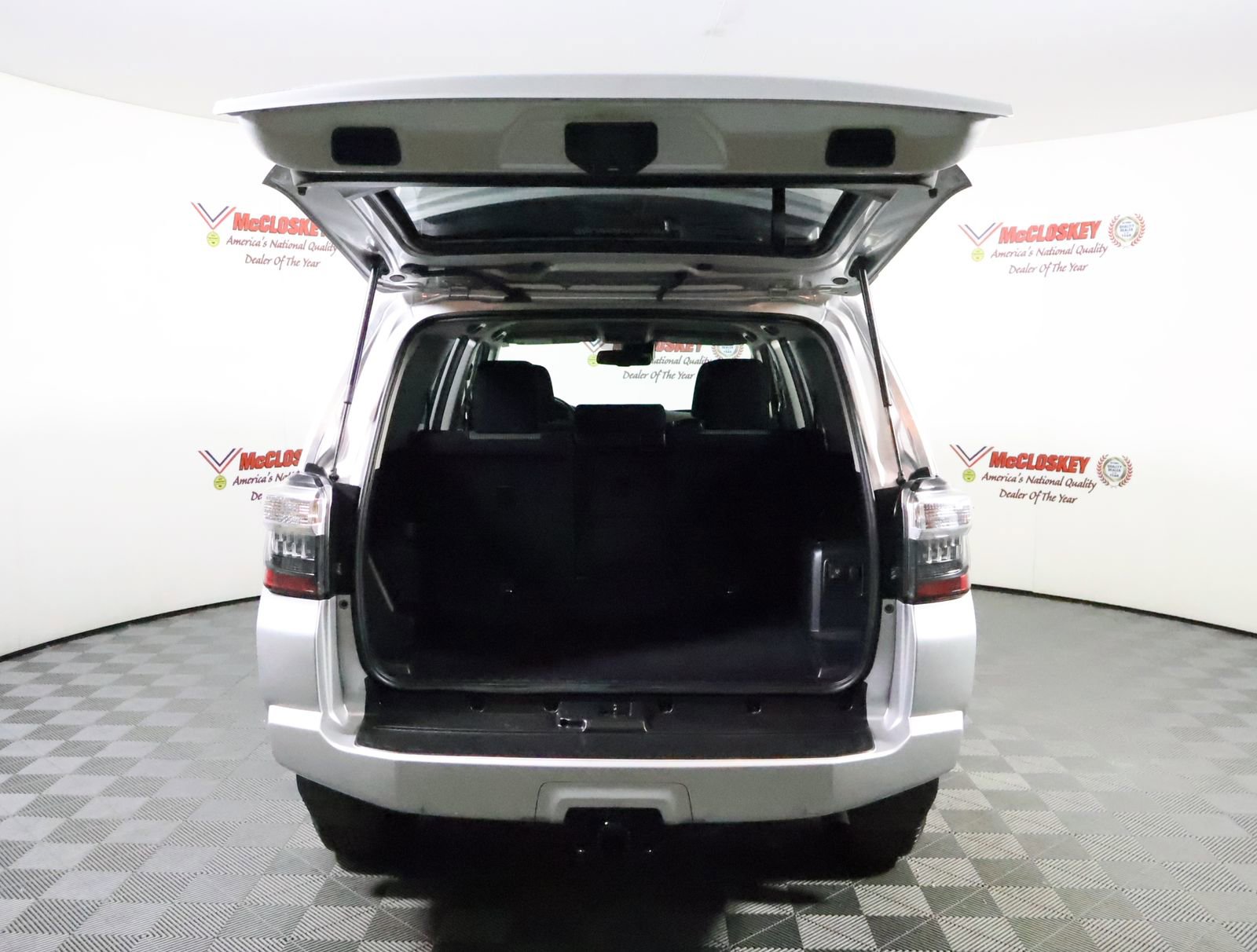 Used 2024 Toyota 4Runner SR5 image 11