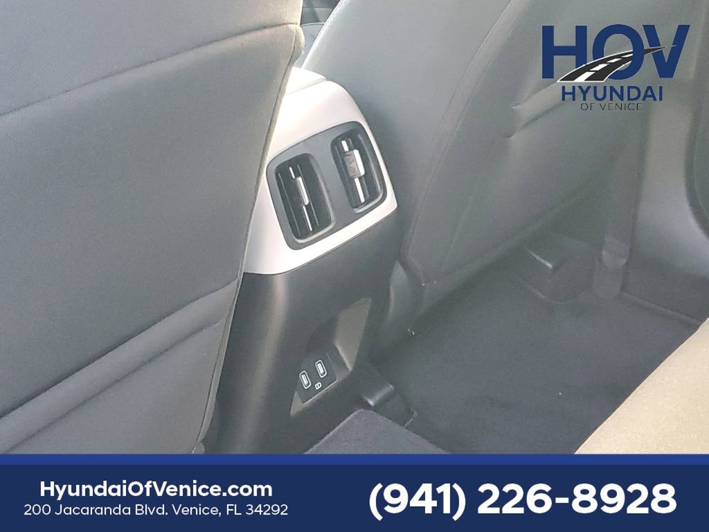 Certified 2022 Hyundai Tucson SEL FWD image 15
