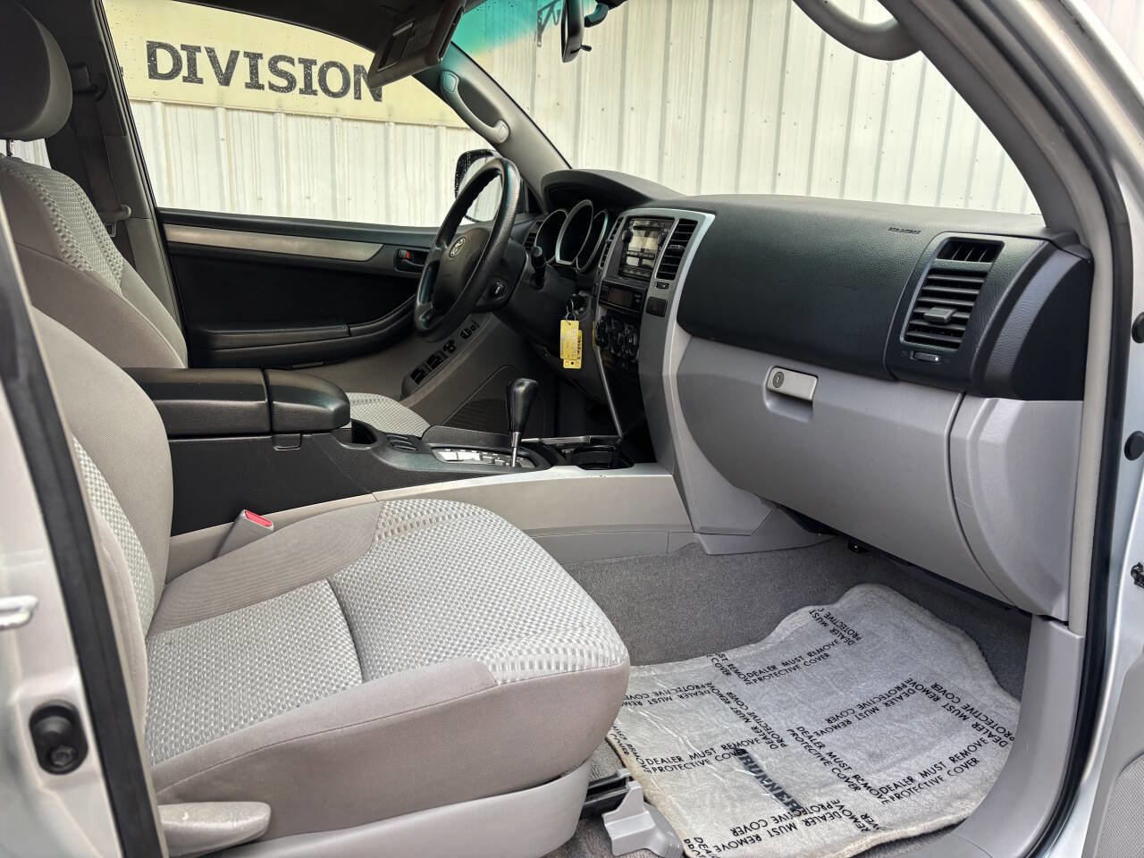 Used 2007 Toyota 4Runner SR5 image 18