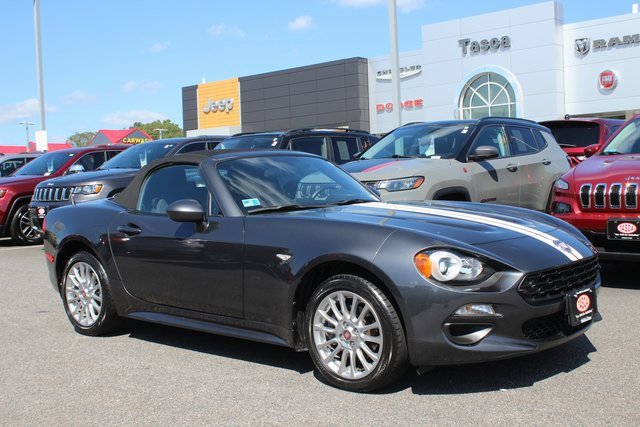 Used 2019 FIAT 124 Spider Classica w/ Technology Group