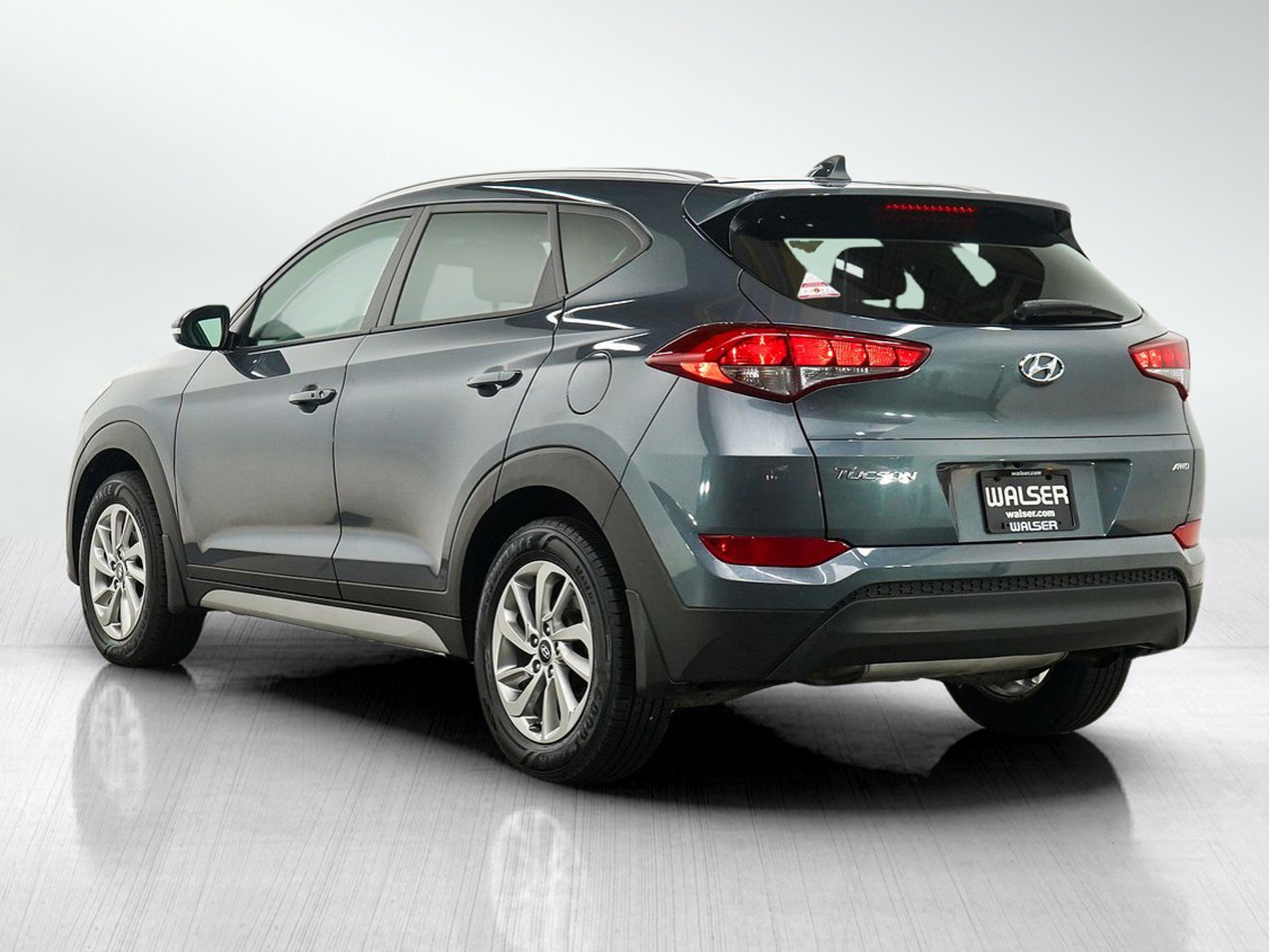 Used 2017 Hyundai Tucson SE Plus AWD/4WD image 3