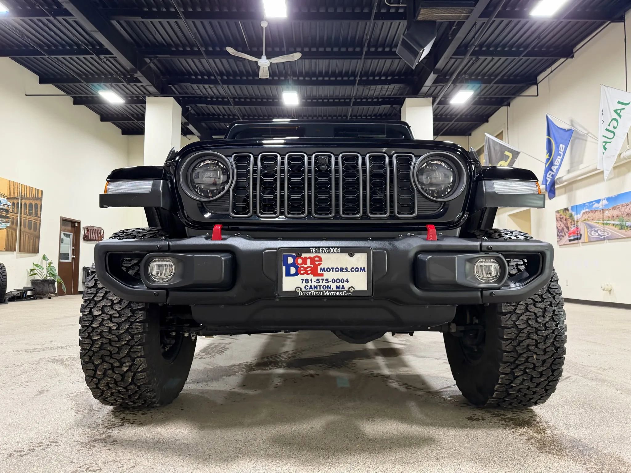 Used 2024 Jeep Wrangler Unlimited Rubicon image 13