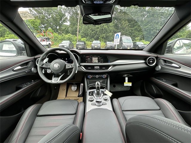 New 2025 Alfa Romeo Stelvio Tributo Italiano w/ Driving Assist Package image 12