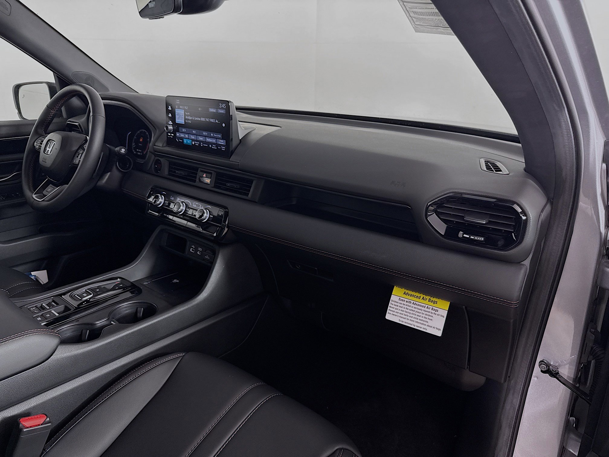 New 2025 Honda Pilot TrailSport image 38