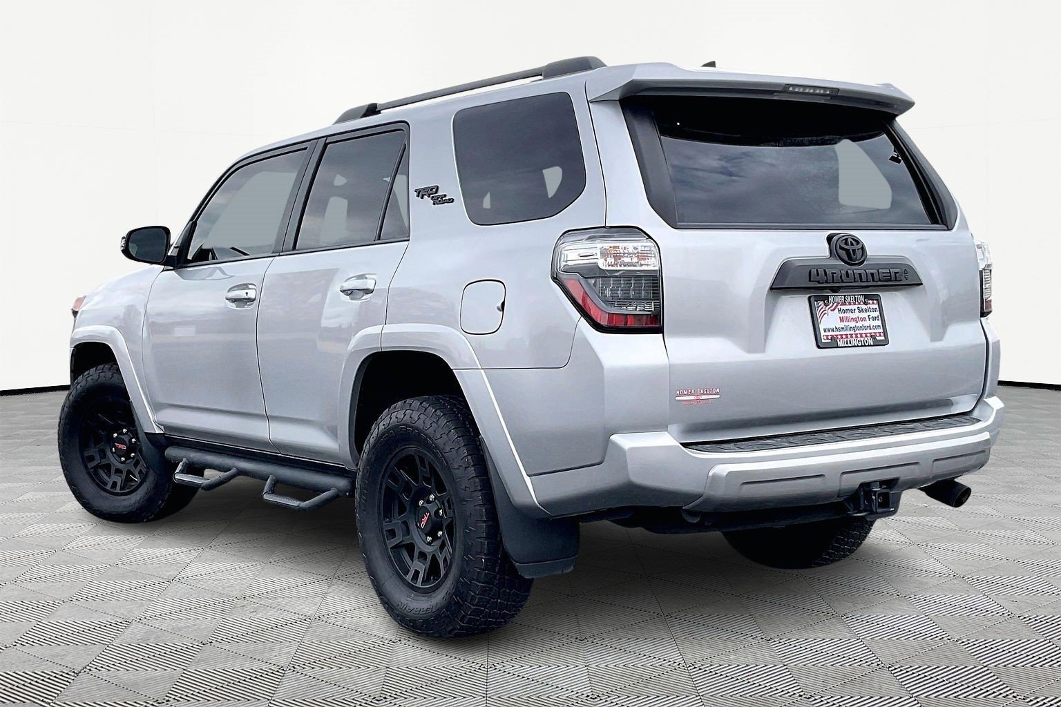 Used 2023 Toyota 4Runner TRD Off-Road Premium image 10