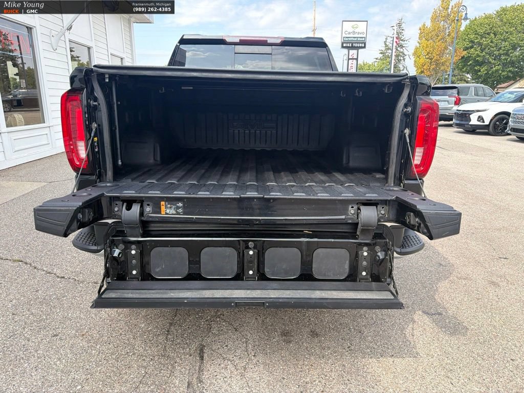 Used 2019 GMC Sierra 1500 SLT w/ SLT Premium Plus Package AWD/4WD image 7