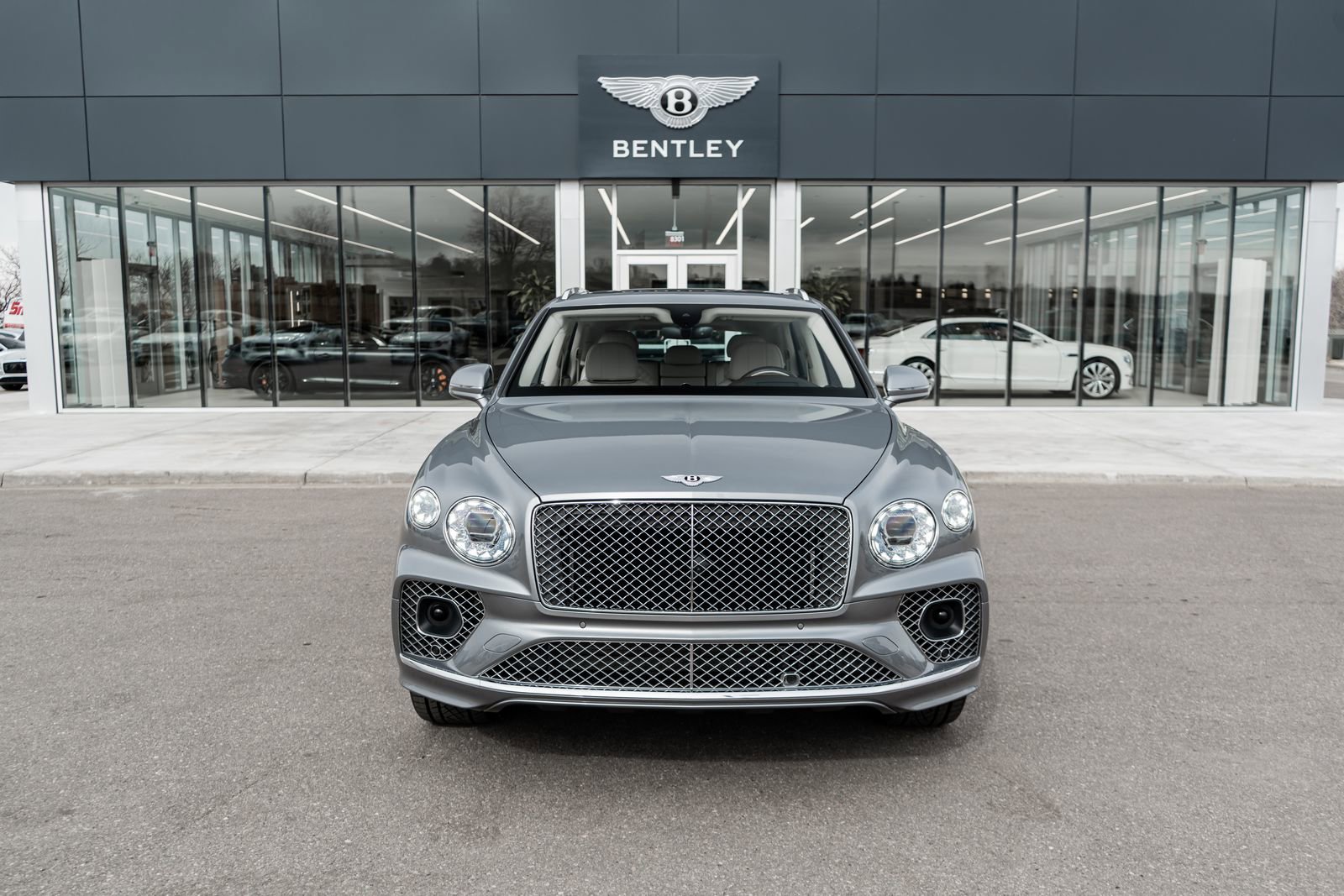 Used 2022 Bentley Bentayga image 20