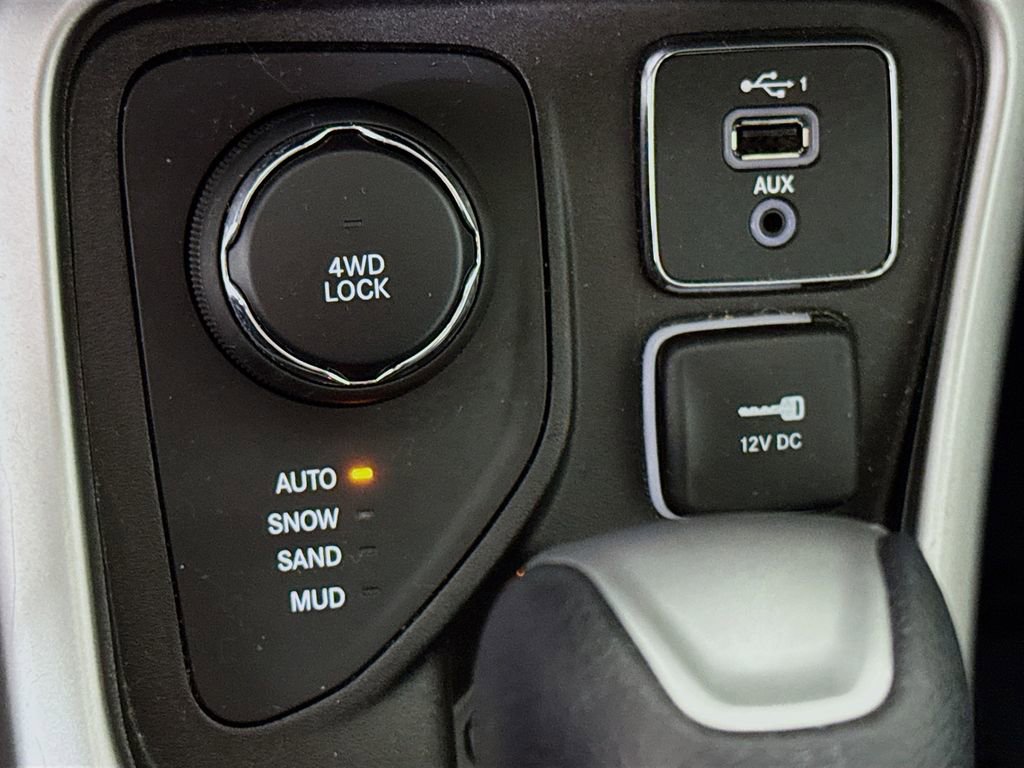 Used 2019 Jeep Compass Sport w/ Tech Group AWD/4WD image 10