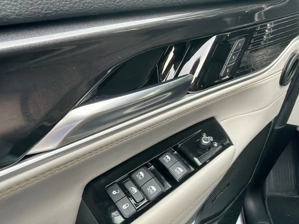 Used 2022 Jeep Wagoneer Series I RWD image 16