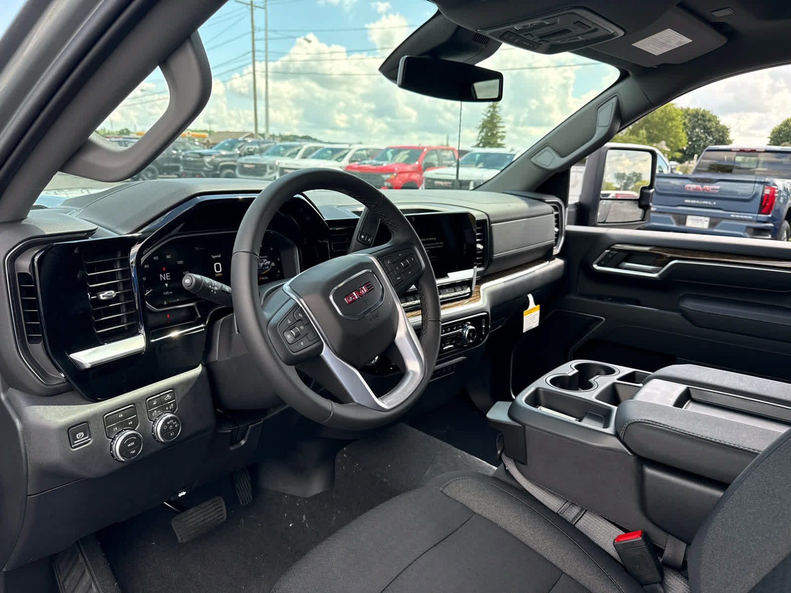 New 2026 GMC Sierra 3500 SLE w/ Preferred Package AWD/4WD image 12