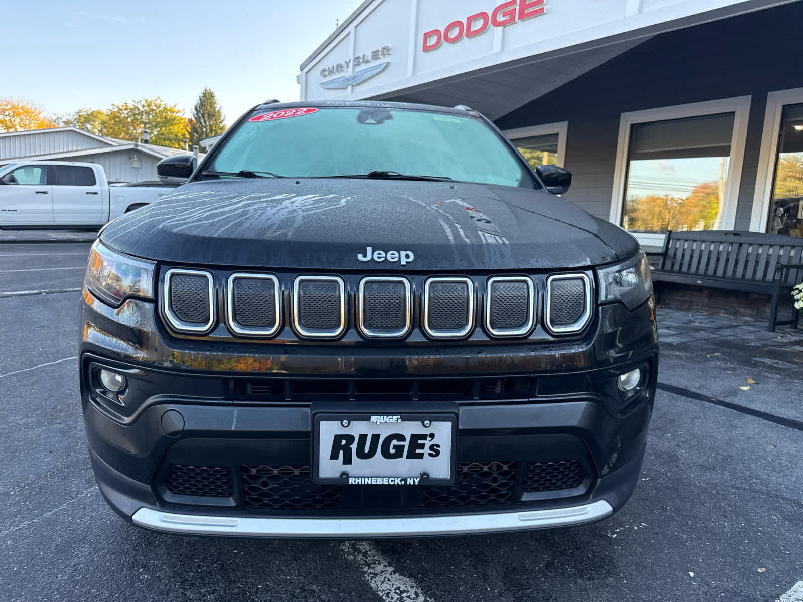Used 2022 Jeep Compass Limited w/ Sun and Sound Group AWD/4WD image 9