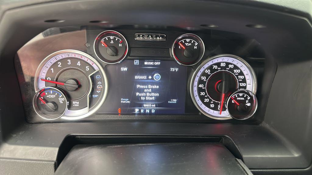 Used 2018 RAM 2500 Laramie w/ Sport Appearance Group AWD/4WD image 19