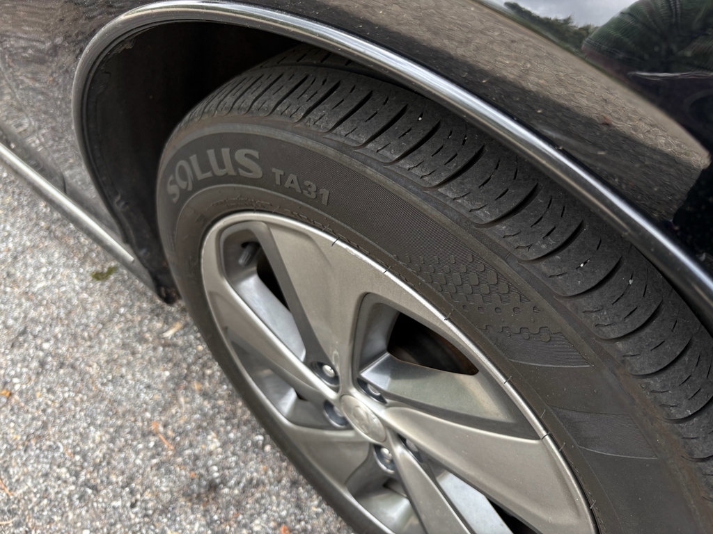 Used 2016 Hyundai Sonata Limited image 10