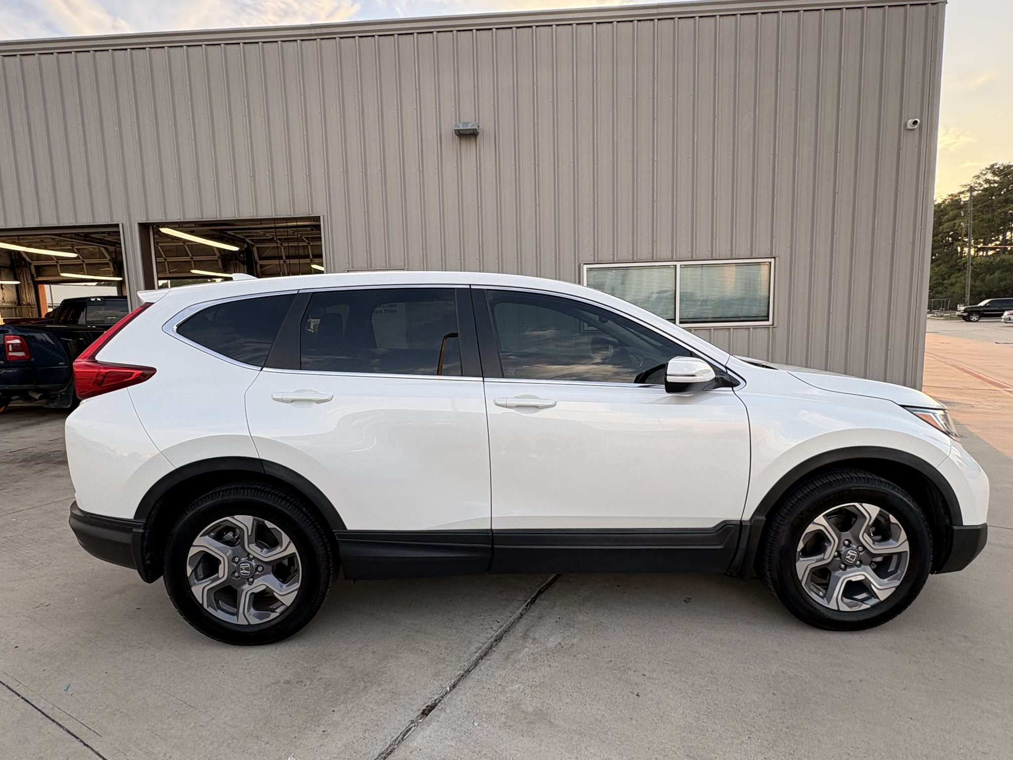 Certified 2019 Honda CR-V EX-L image 9