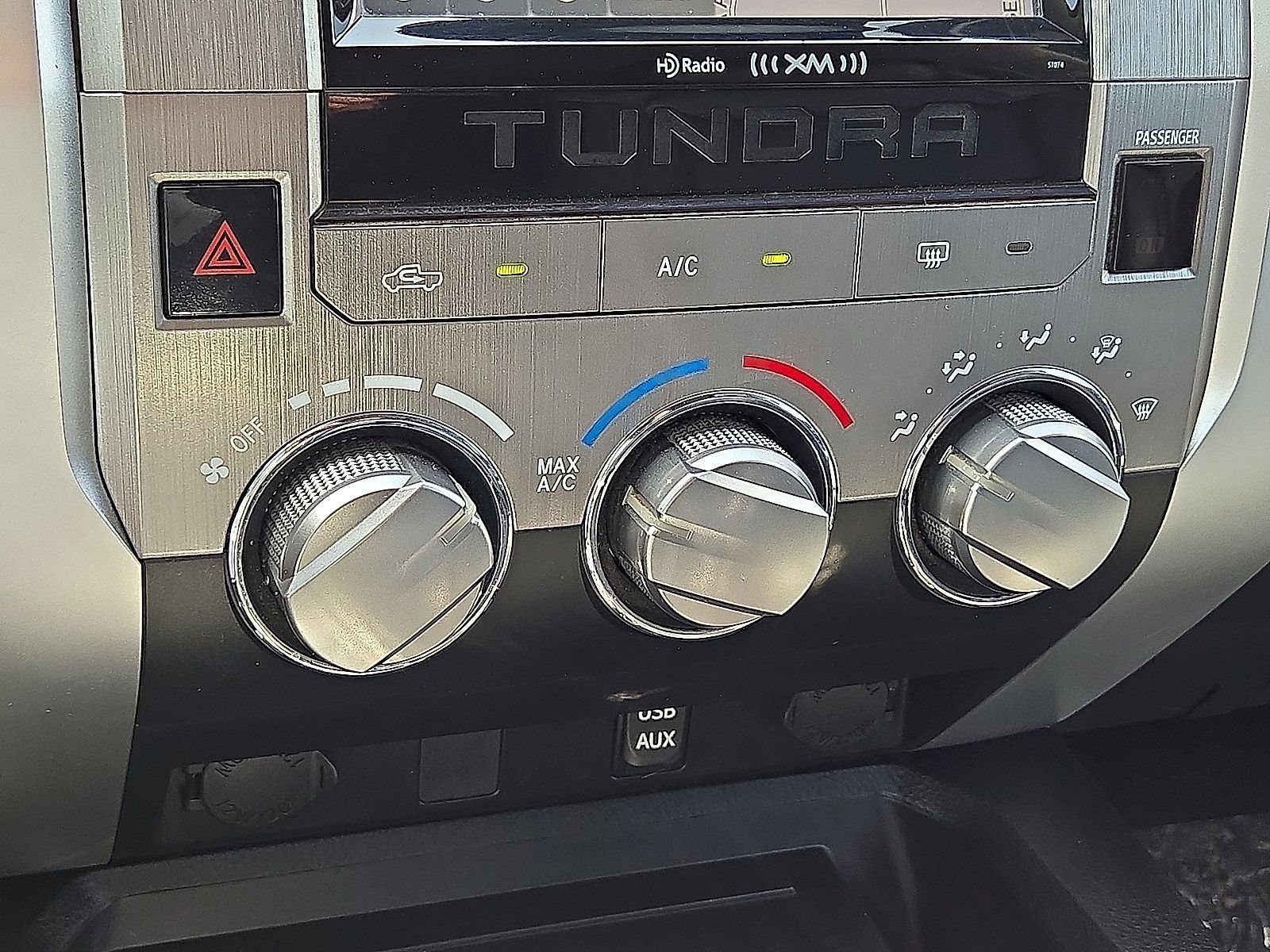 Used 2014 Toyota Tundra SR5 w/ SR5 Upgrade Package RWD image 26