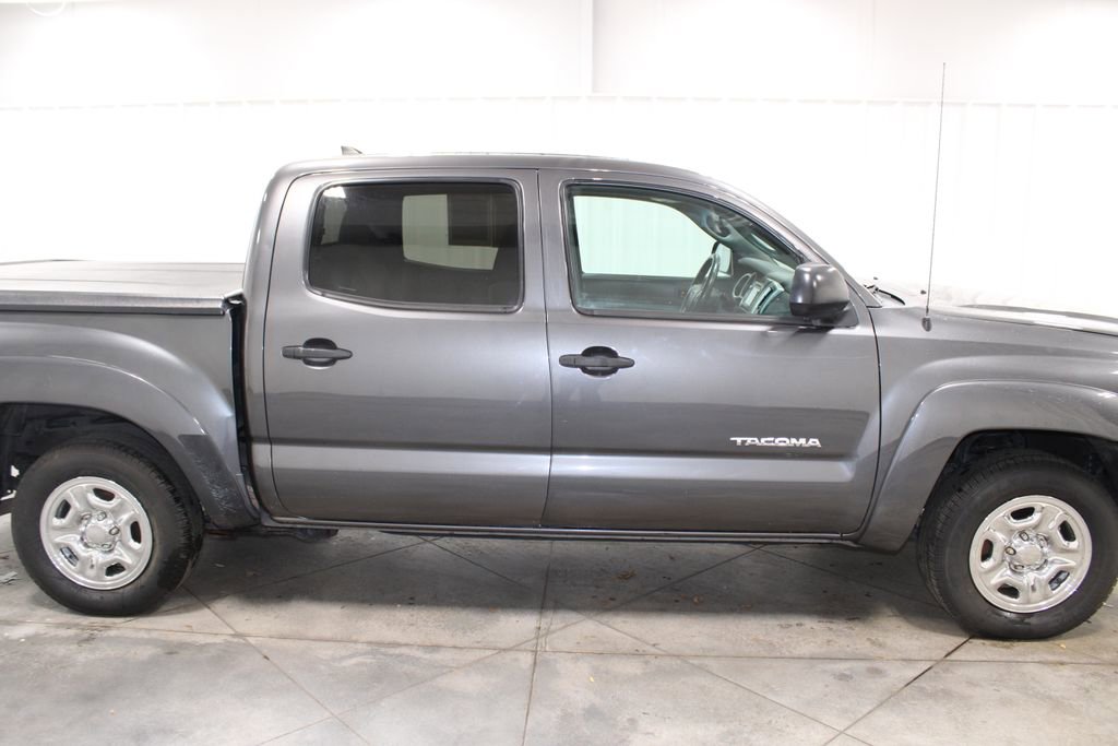 Used 2014 Toyota Tacoma 2WD Double Cab image 11