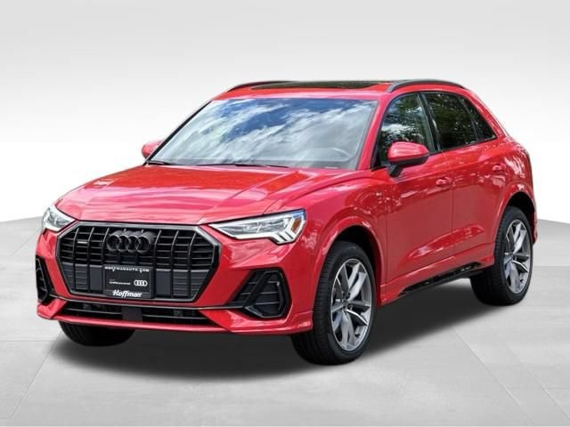 Certified 2025 Audi Q3 2.0T Premium w/ Convenience Package AWD/4WD image 3