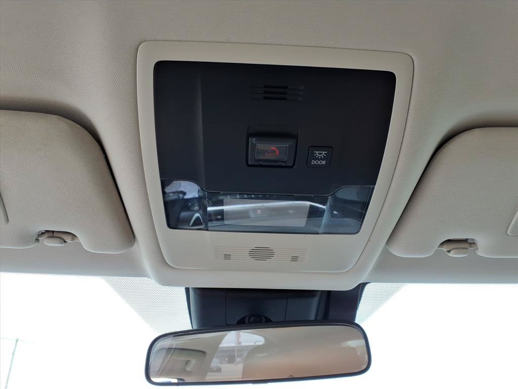 Used 2021 Lexus UX 200 w/ Accessory Package (Z1) FWD image 23