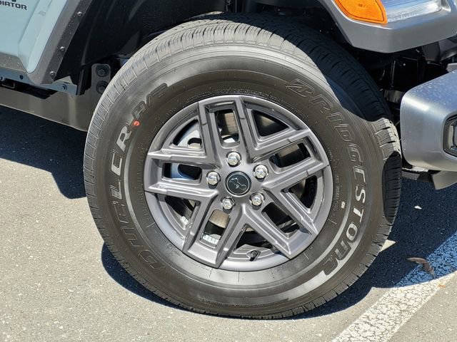 New 2026 Jeep Gladiator Sport image 9