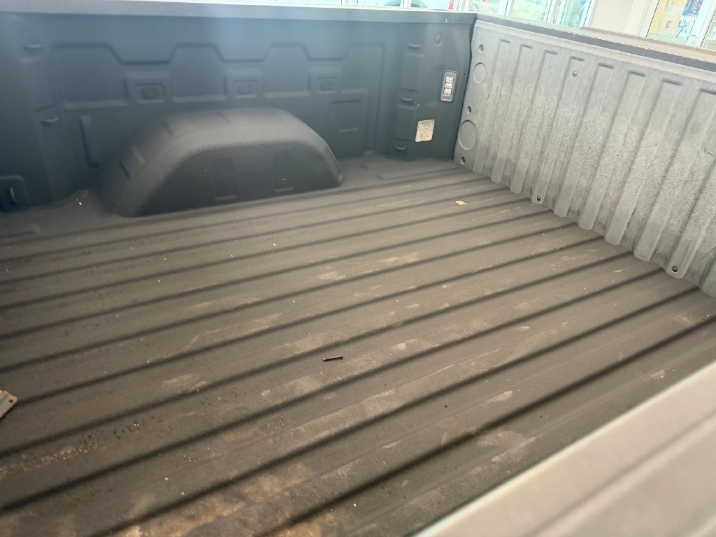 Used 2019 Chevrolet Silverado 1500 Custom Trail Boss w/ Custom Convenience Package AWD/4WD image 13