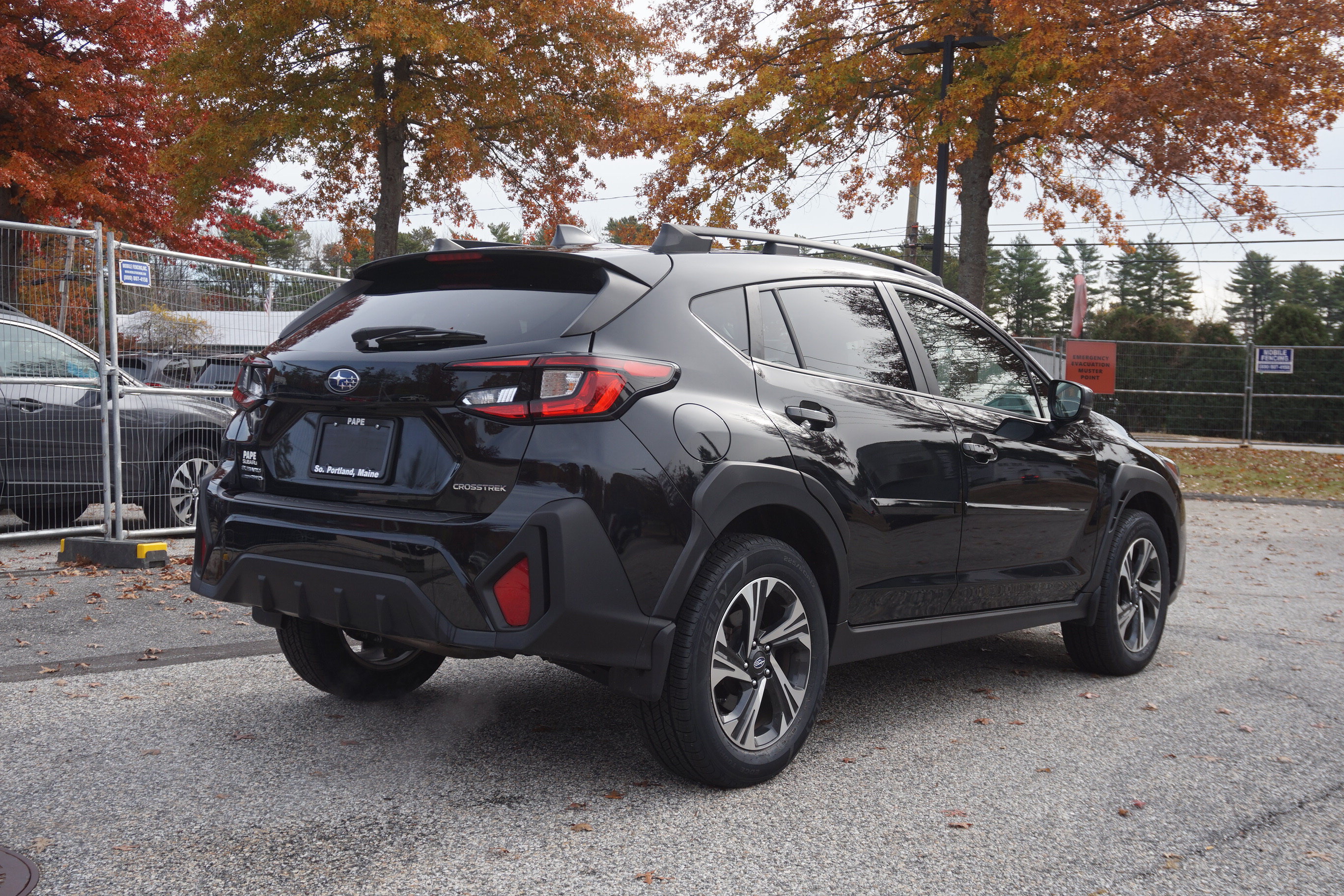Used 2024 Subaru Crosstrek 2.0i Premium AWD/4WD image 5